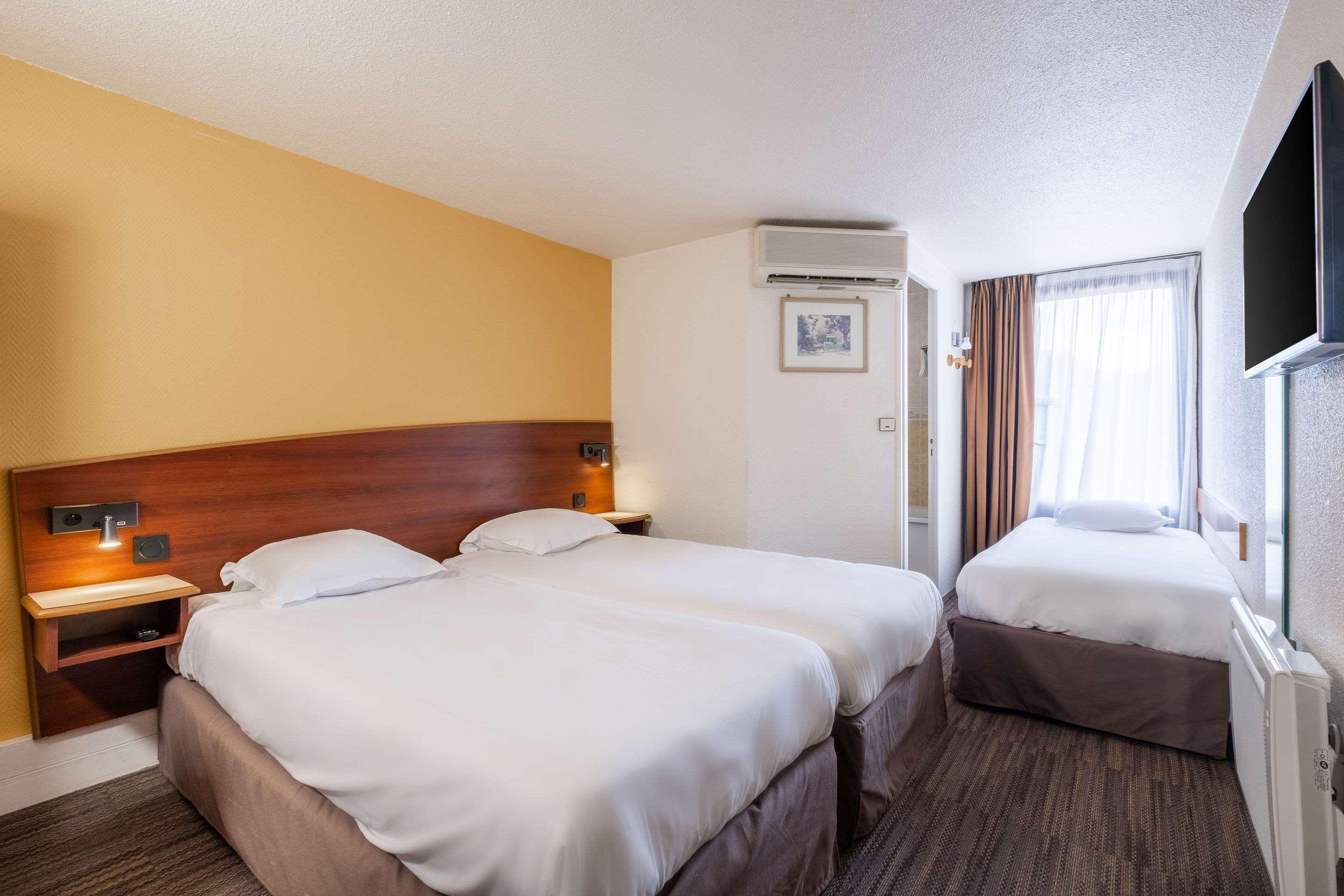 Comfort Hotel Étampes Eksteriør bilde