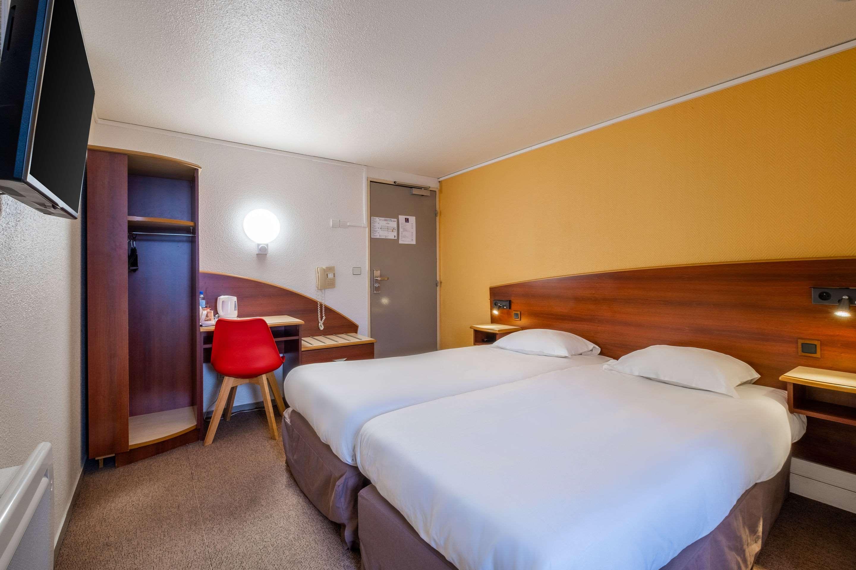 Comfort Hotel Étampes Eksteriør bilde