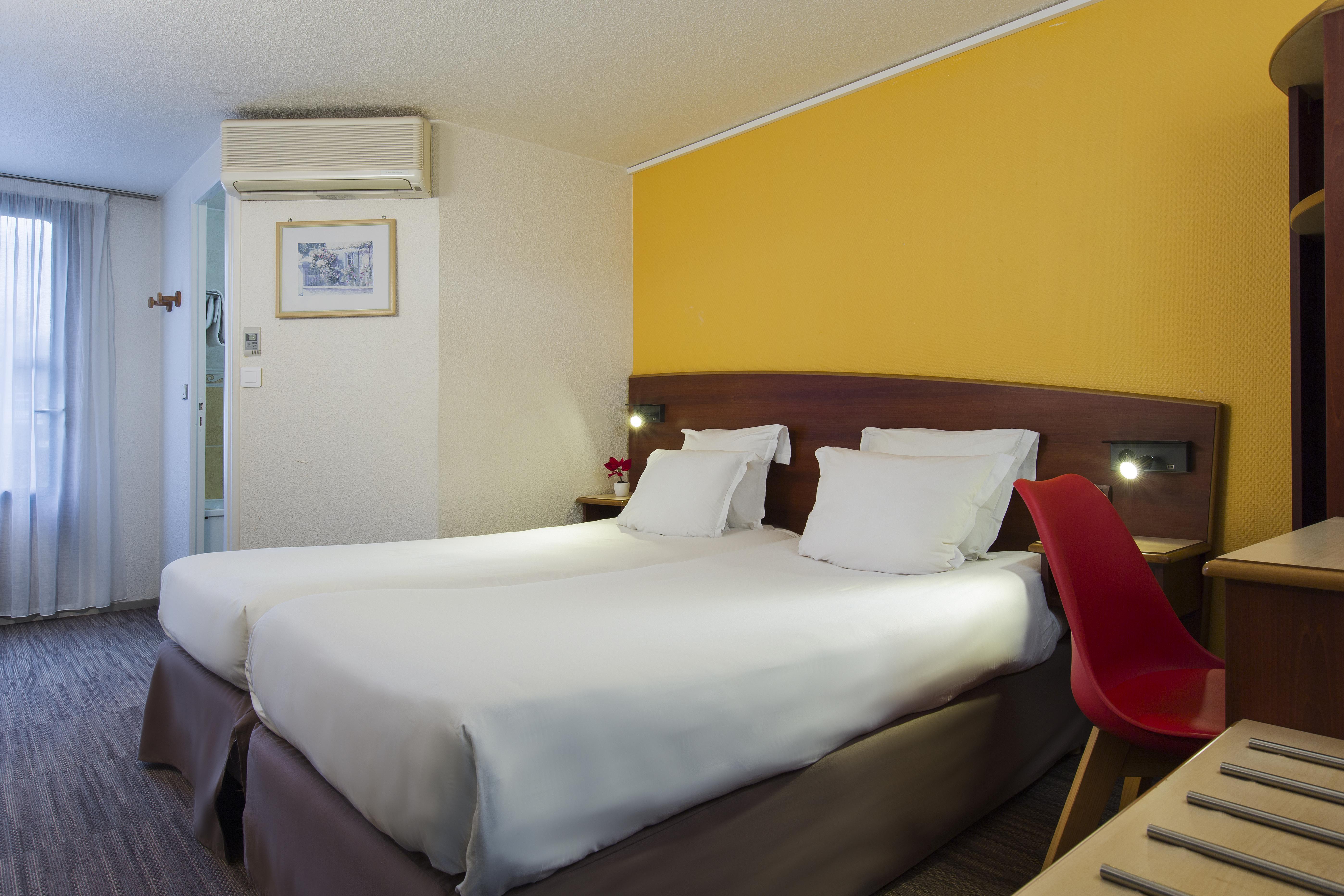Comfort Hotel Étampes Eksteriør bilde