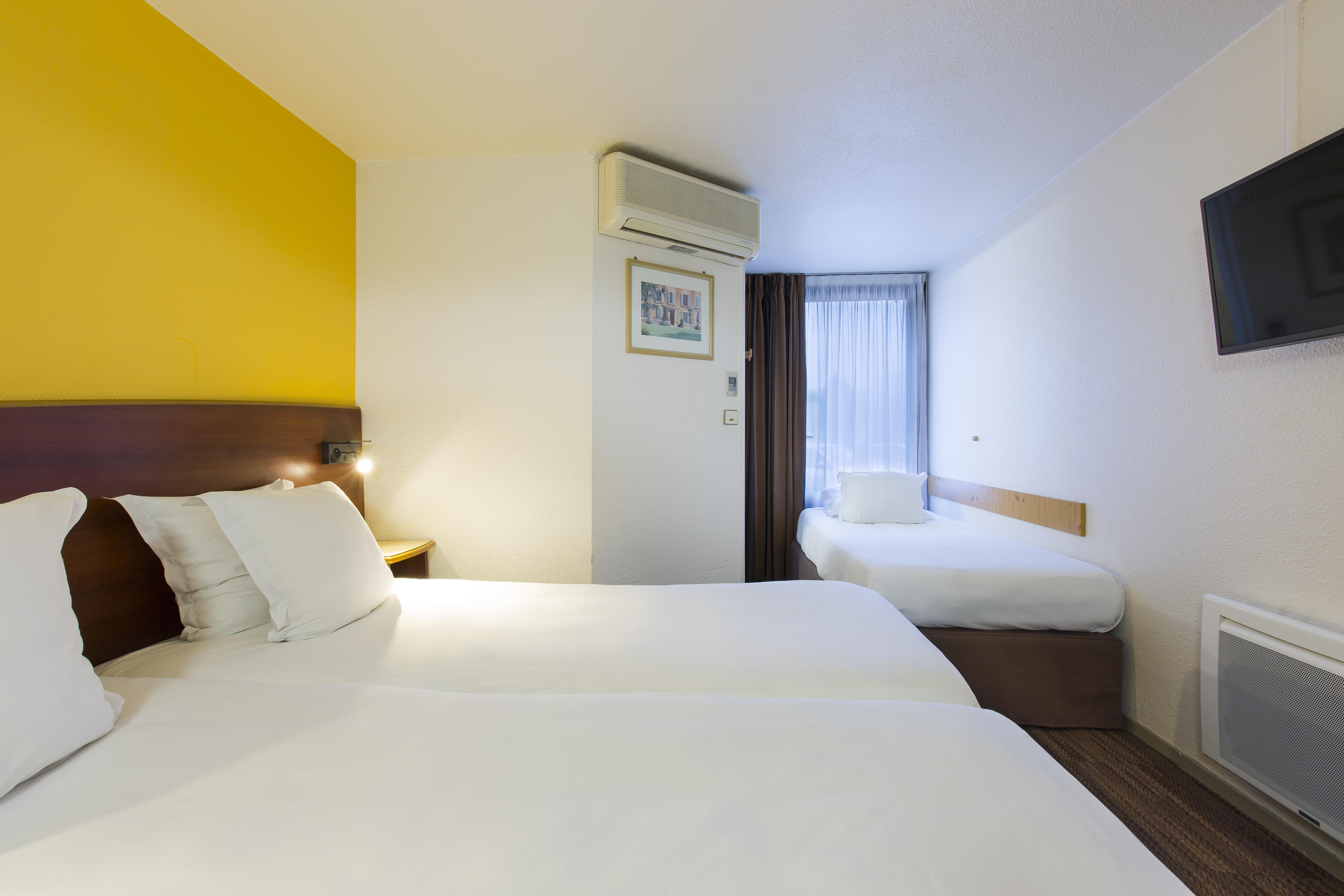 Comfort Hotel Étampes Eksteriør bilde