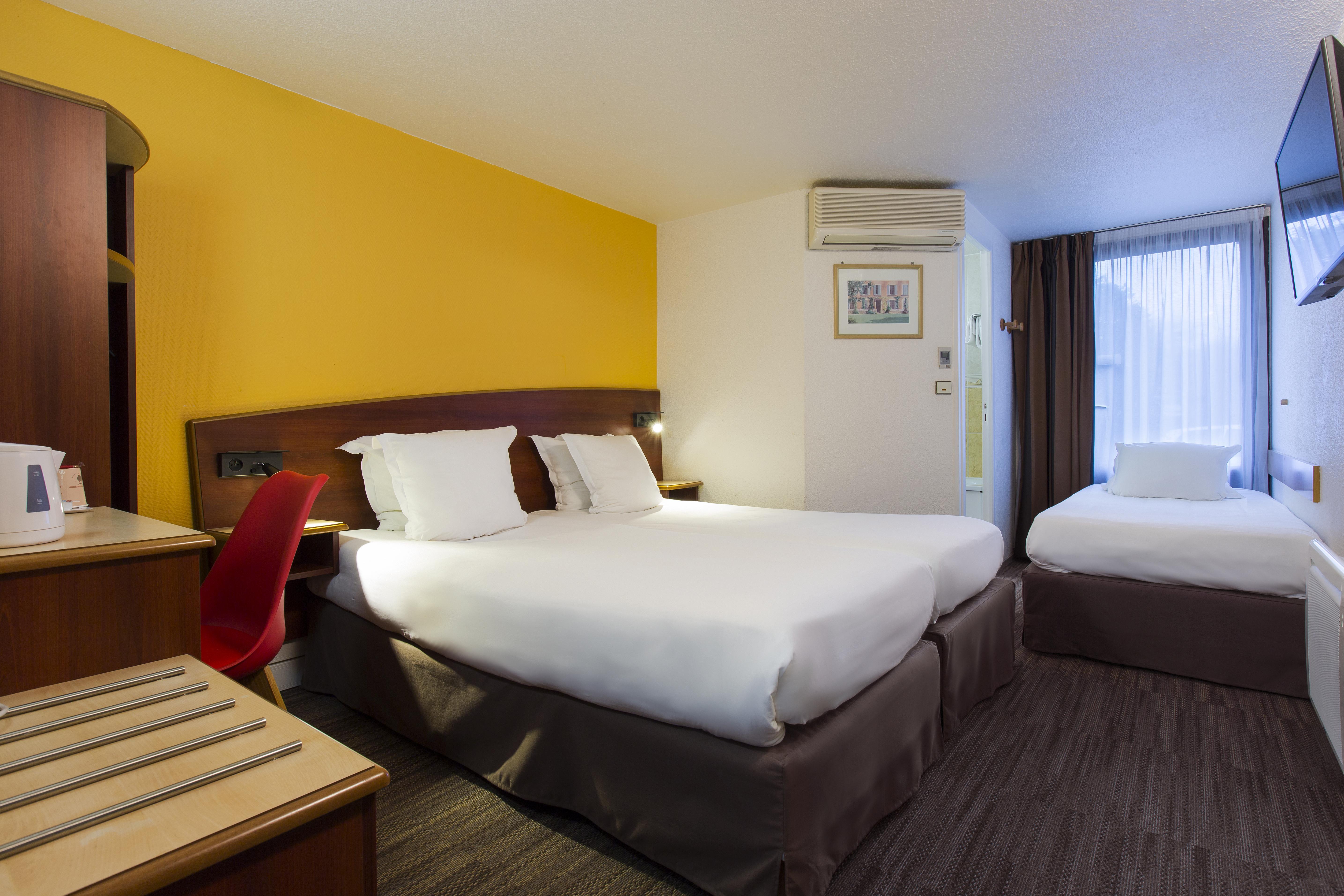 Comfort Hotel Étampes Eksteriør bilde